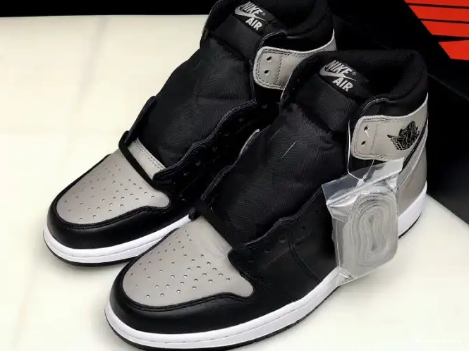 MaikeSneakers Retro High 1 Air Jordan Shadow Grey 555088-013 Black OG 0520